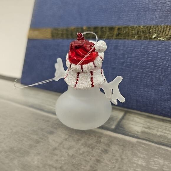 Christmas Tree Ornament • Frosted Glass Snowman • Striped Scarf & Red Hat [120] - Picture 9 of 10
